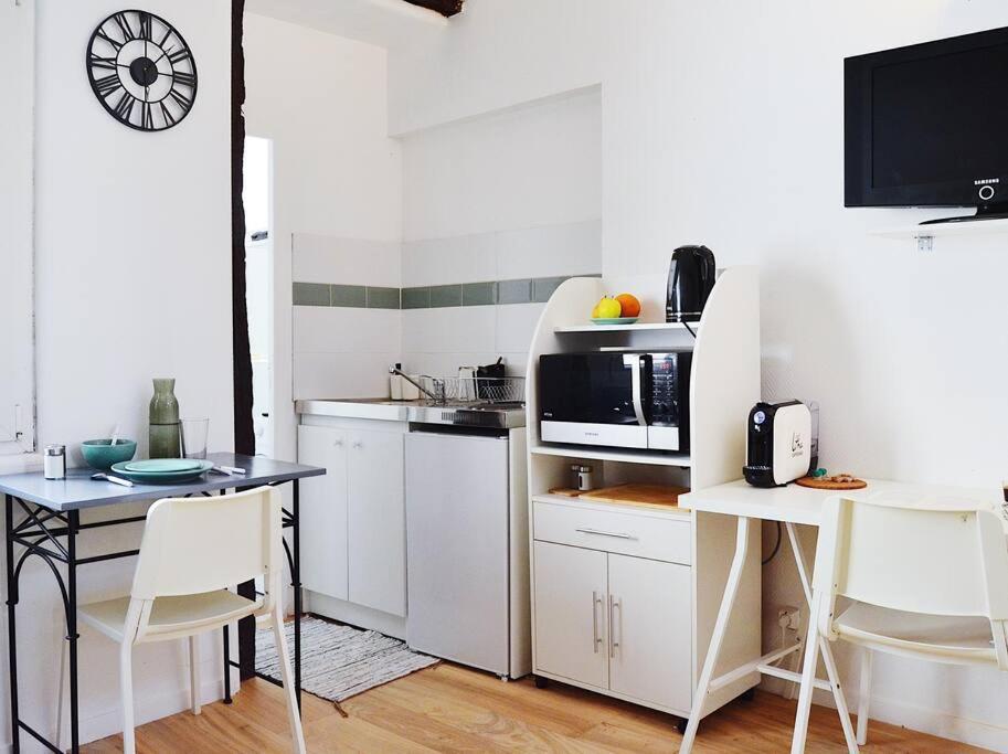 Superbe appartement au centre d'Orléans Extérieur photo